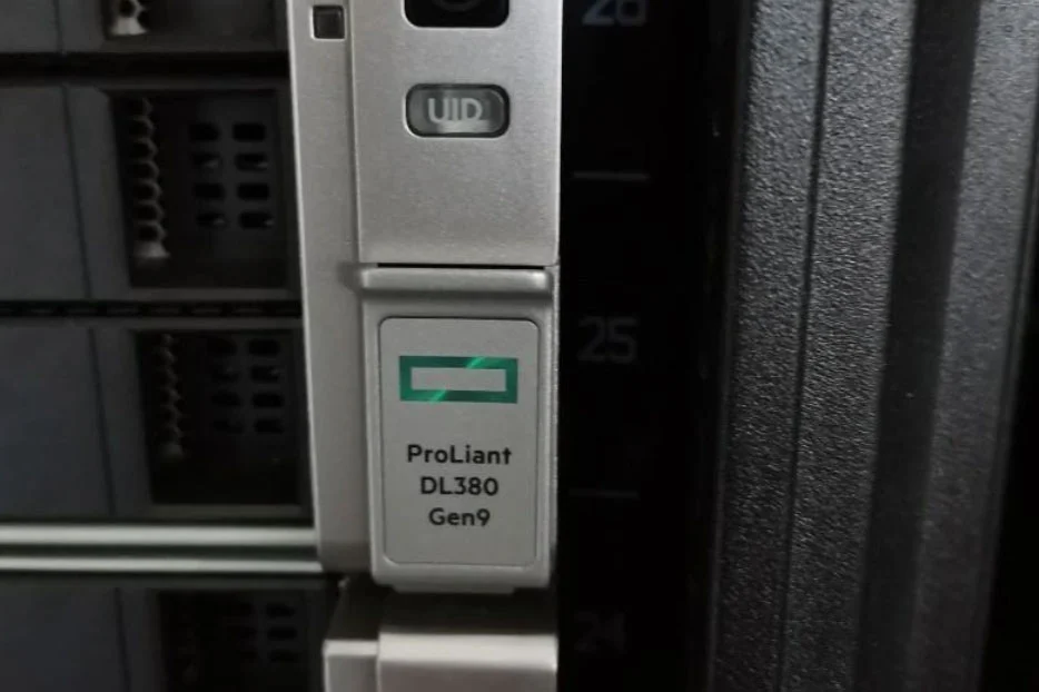 تصویری از سرور استفاده شده توسط لیمو هاست